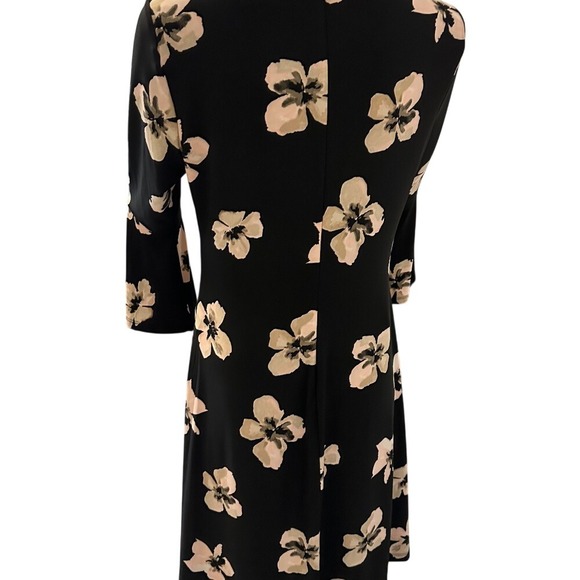 Tommy Hilfiger Women's Black Floral Bell Sleeve‎ Shift Dress - Picture 4 of 5